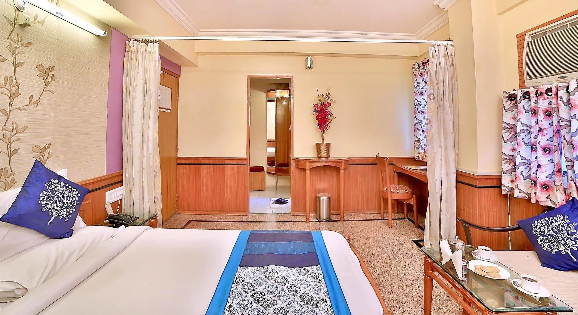 Hotel The Krishnalila Regency
